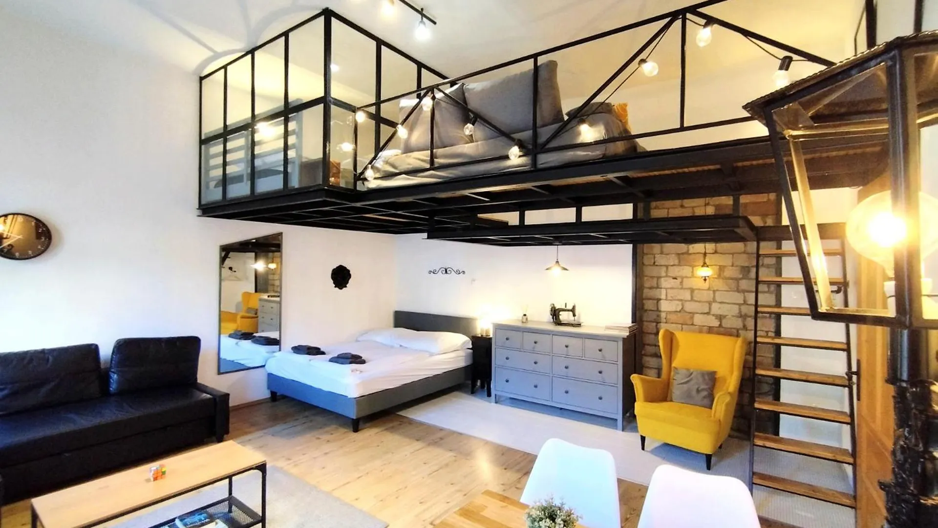 Mooki Rumbach Budapest Apartment location