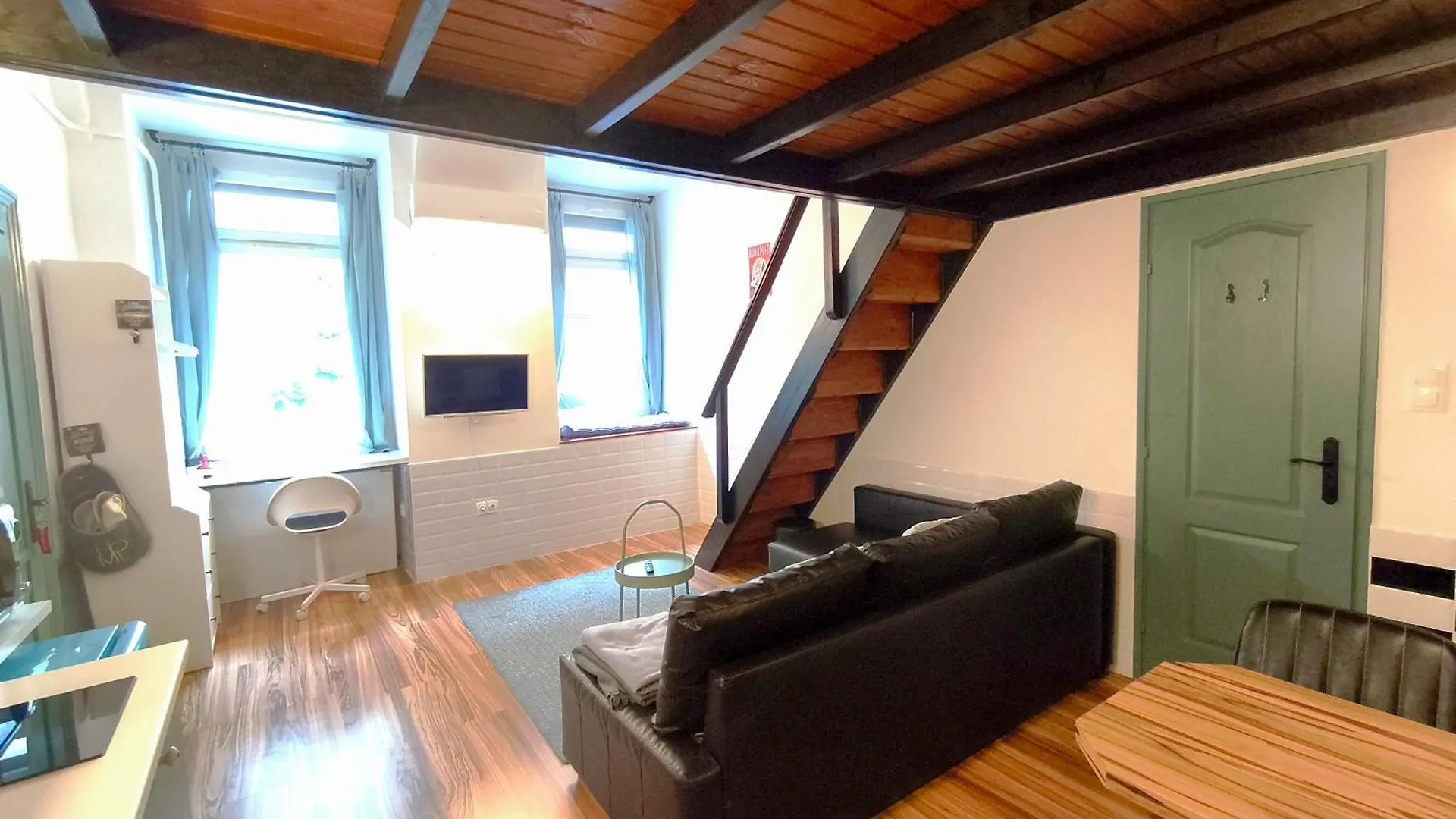 Mooki Rumbach Budapest Apartment
