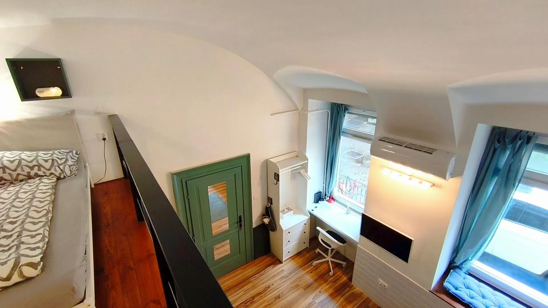 Mooki Rumbach Budapest Apartment